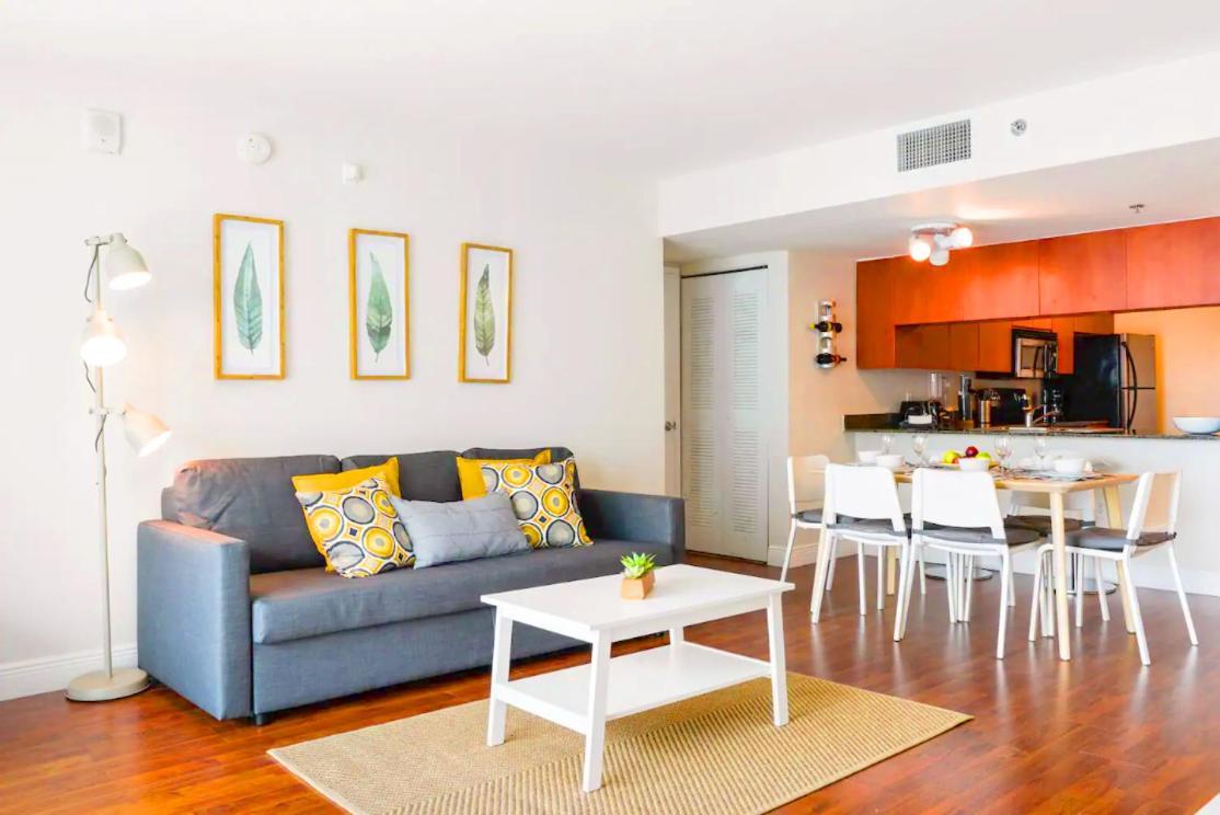 Luxury 2 Bedroom Apartment At Brickell With Pool マイアミ エクステリア 写真