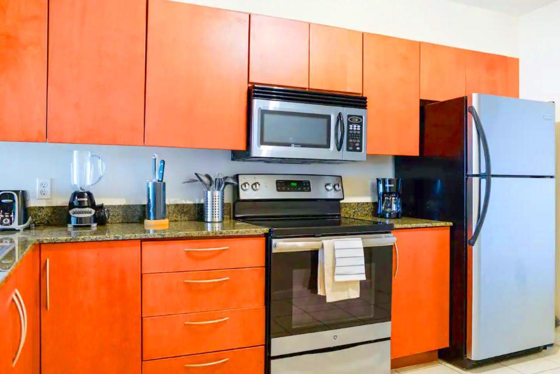 Luxury 2 Bedroom Apartment At Brickell With Pool マイアミ エクステリア 写真